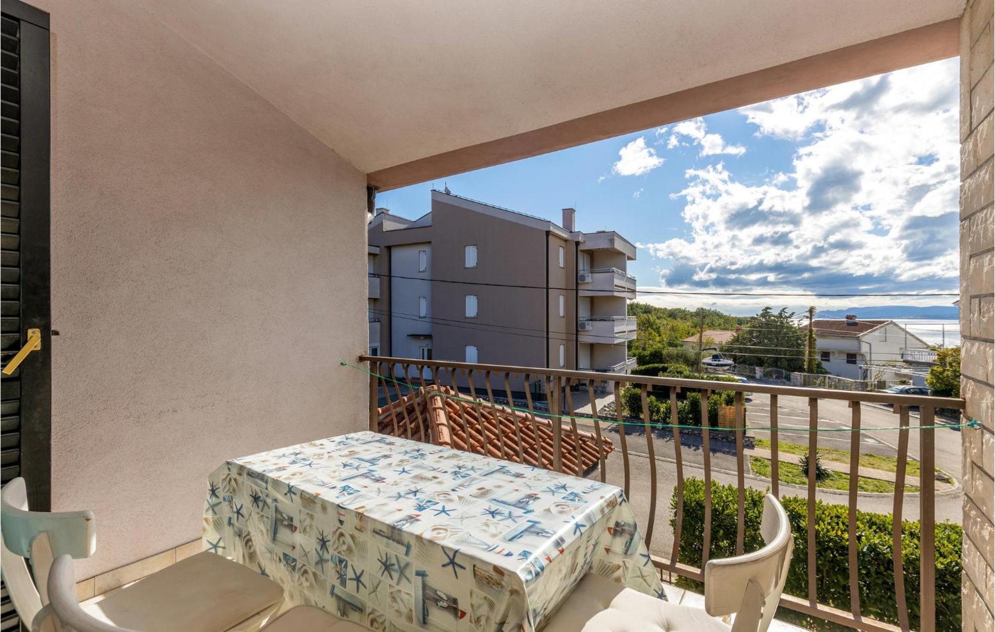 Nice Apartment In Jadranovo With Kitchen 外观 照片